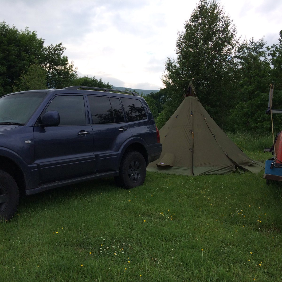 vicwestcoast's tweet photo. Day 14 #30DaysWild setting up camp @peakdistrict https://t.co/YL1Q8AIM6O