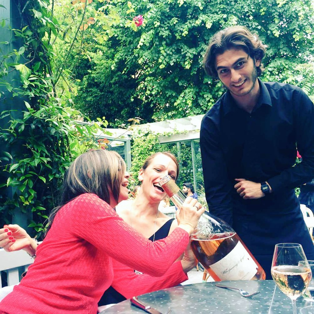 tarrynjoy's tweet photo. @CarolineMellor2 Now that's a bottle of #rose! #beautifulday @IvyChelsGarden https://t.co/pi0AR9kYLo