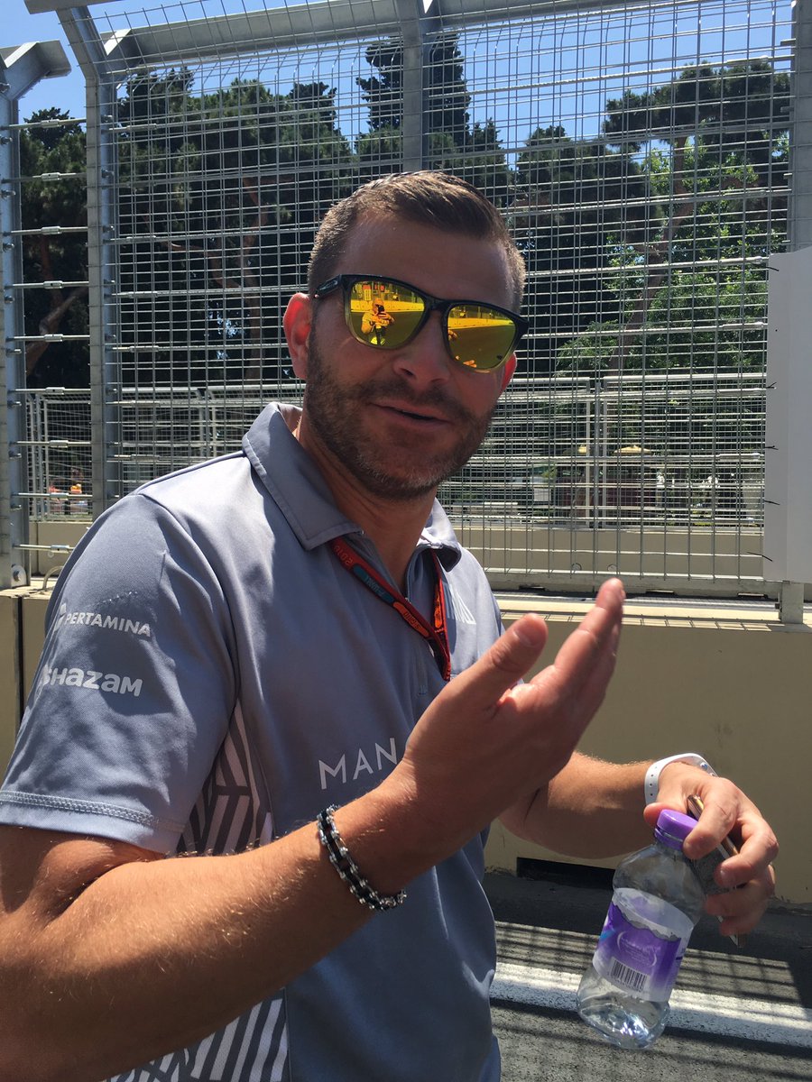 ManorRacing's tweet photo. Fabrizio, Pascal's trainer, feeling the heat down to T7. #RunThatTrack? https://t.co/W5KeORT7ig