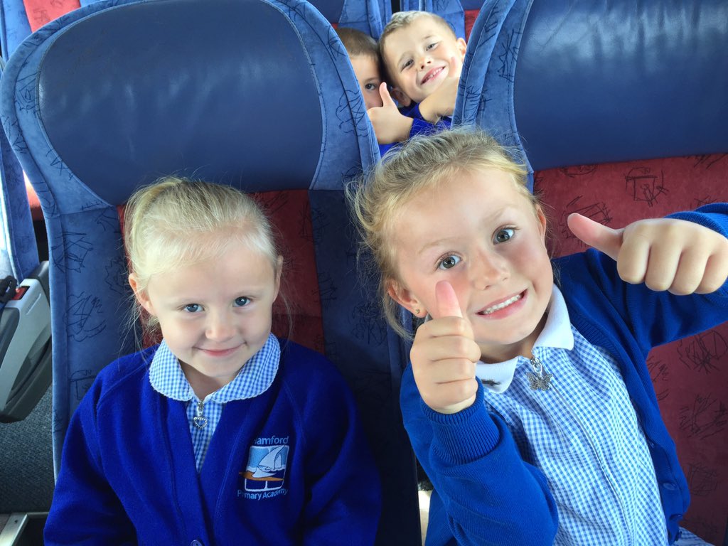 ClassSimmonds's tweet photo. We are off, Tower of London here we come! https://t.co/u9gCjrVMTo