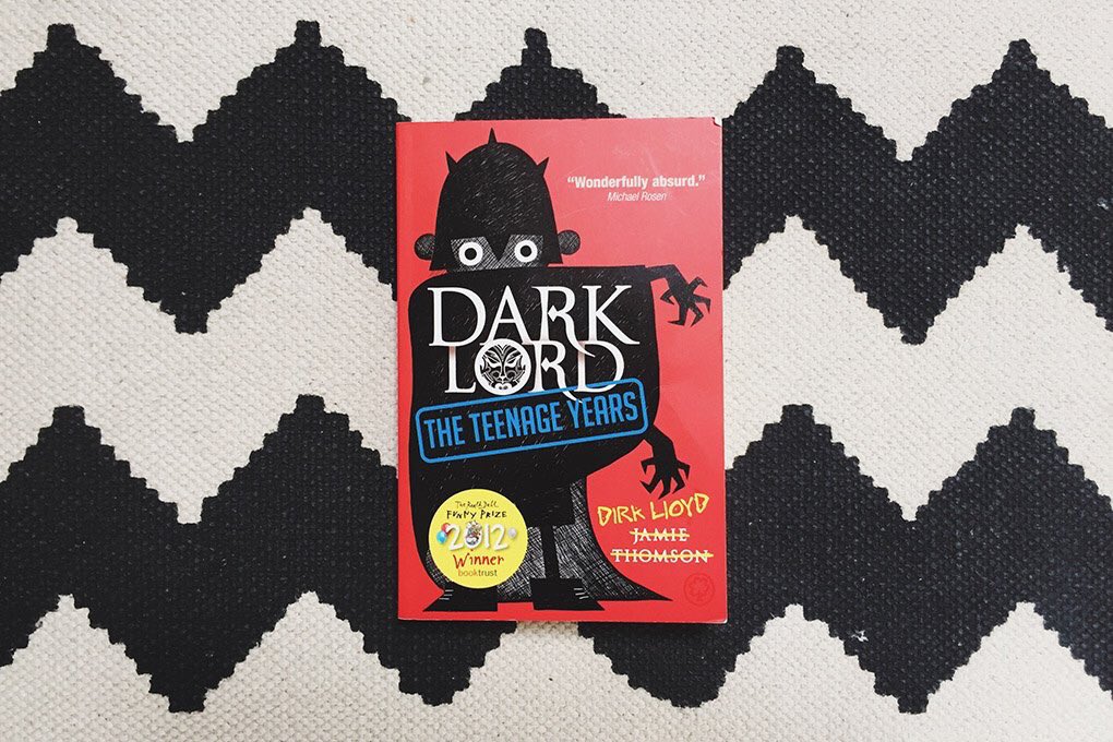 TheCurveSpace's tweet photo. JOE'S FIRST EVER POST UP ON THE BLOG! Joe's book of the week: Dark Lord by @JamieTgamebooks 
https://t.co/zHy0jOeO7f https://t.co/57ewnzWUma