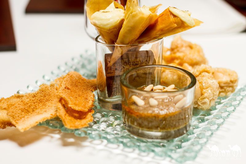 essenziall's tweet photo. #DiaMundialDeLaTapa Ajopringue manchego con pan tostado y cornete de atascaburras @Maralbarest https://t.co/GcLeYDVXaY
