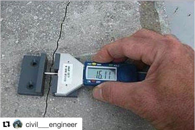 Monitoring cracks in concrete