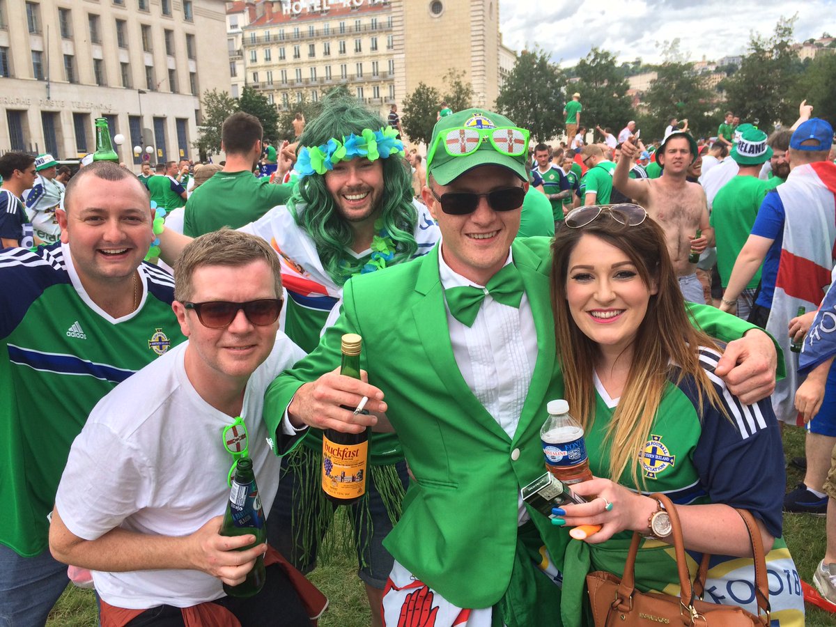 BBCMarkSimpson's tweet photo. A Thursday afternoon in Lyon ... https://t.co/zwHfLURY6u