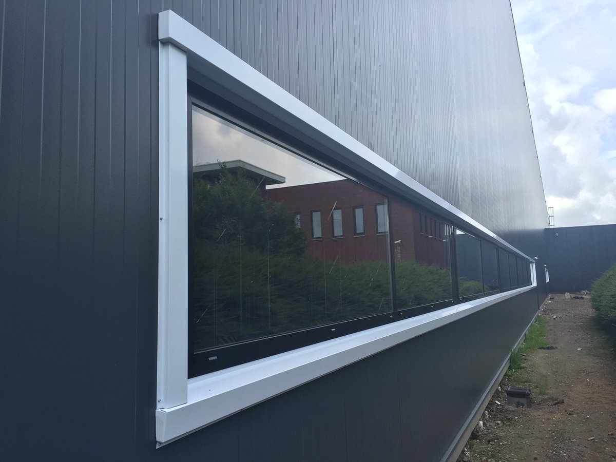 SchrijverBouw's tweet photo. Nieuwbouw bedrijfspand @VanOsMedical te #Steenbergen van circa 3200m2 naar volle tevredenheid opgeleverd! https://t.co/TCLlxB4N6s