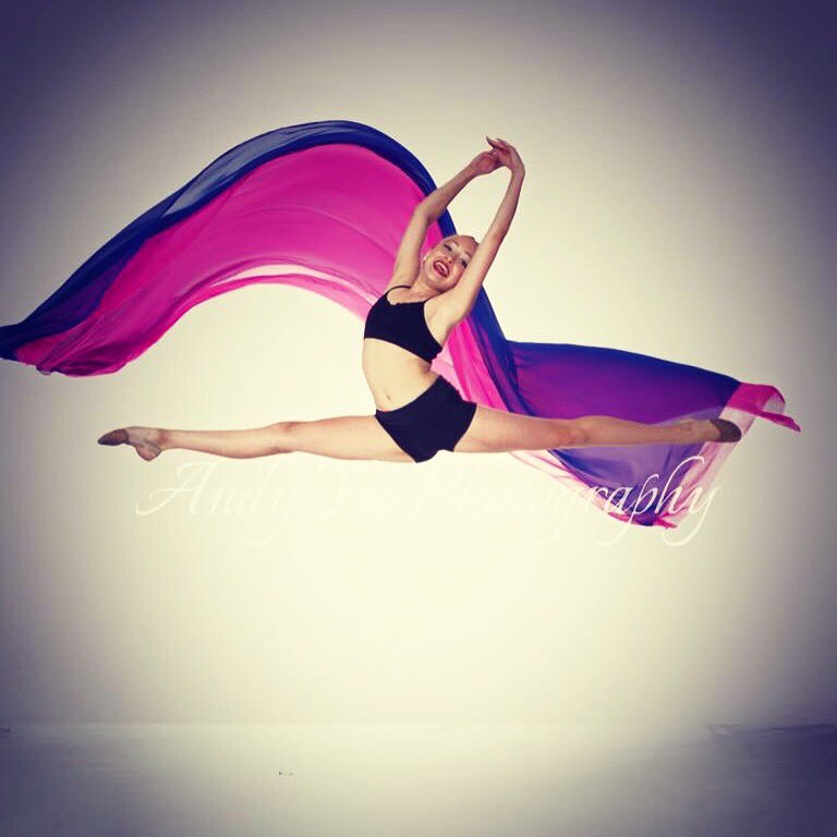 kw_dimensions's tweet photo. More photos from our competitive team pictures .Rain may have stopped an outdoor shoot but not the creativity !#love https://t.co/KZ1RIcSdH7