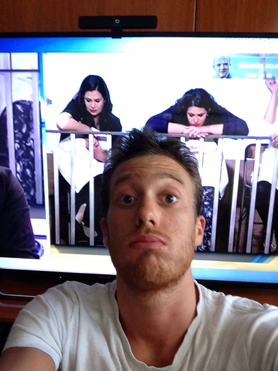 christtianette's tweet photo. @Arucitys_8Tv es el culpable de que tenga hambre otra vez. #comentandomasterchef https://t.co/vbPYfGF2Wl