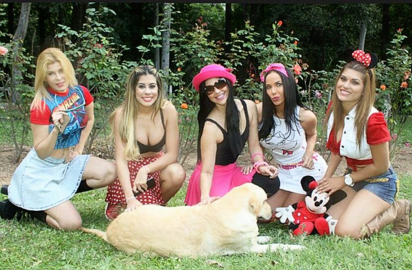 Karikardozo's tweet photo. @magacaballeroga @noritaspa @Aliflor23 @FatimaGodoy07 ❤❤❤❤ https://t.co/8vioj4RcX0