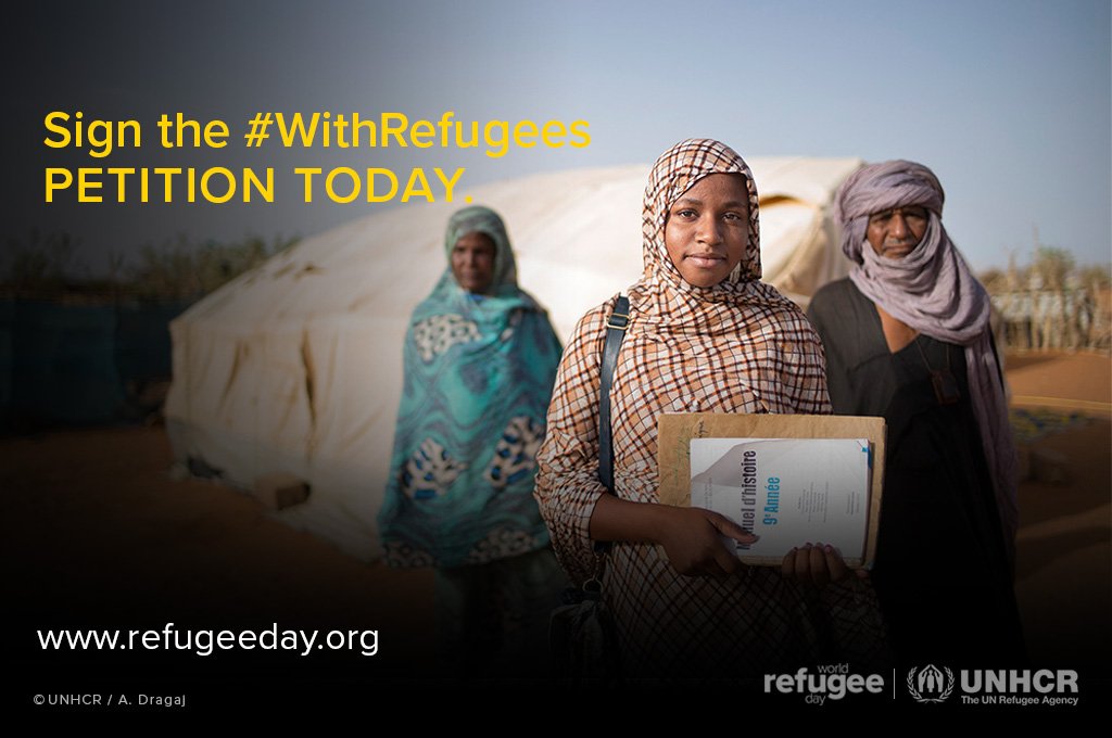UN_PGA's tweet image. Tinalbdarka, from Mali, dreams of becoming a lawyer to help innocent people. Stand with her! #WithRefugees
