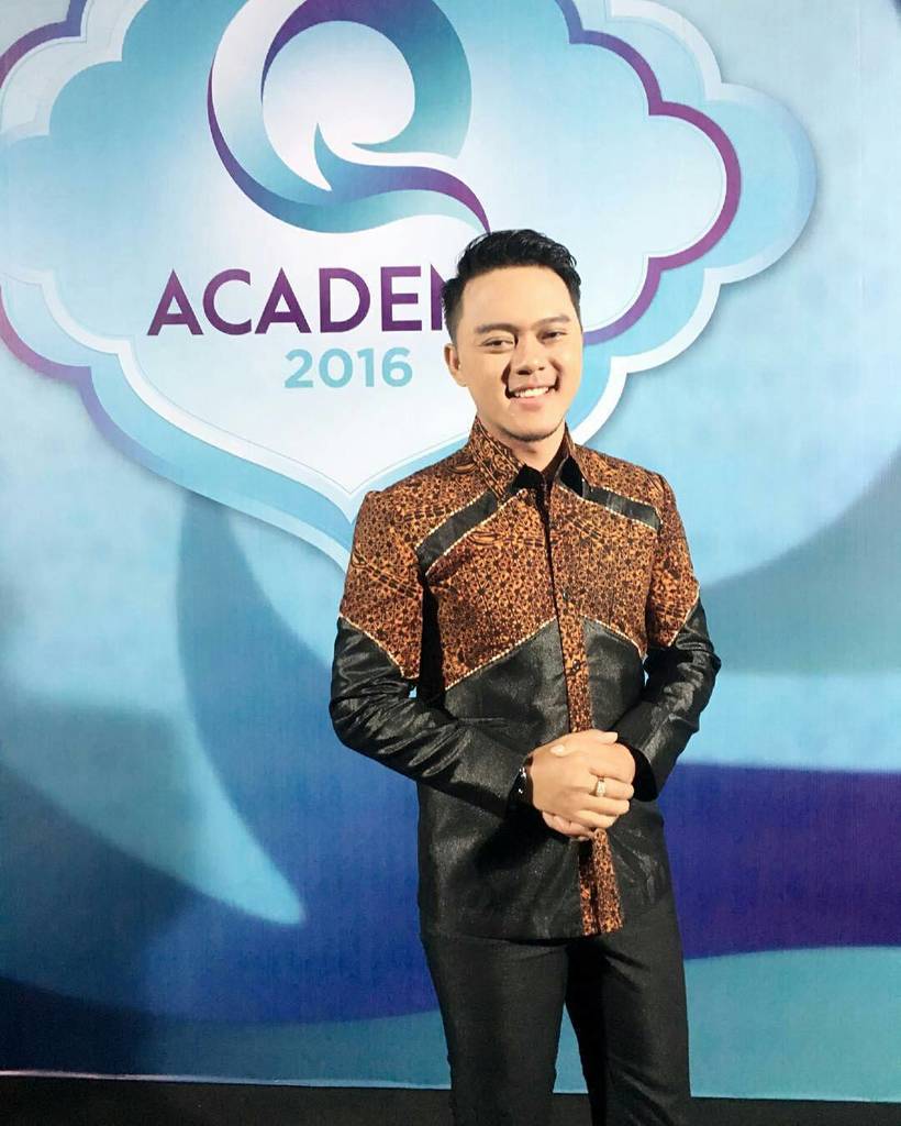 DanangismeID's tweet photo. "@suryani_st1: #QAcademyWithDanang #Repost @da2_danang with @ezinsaveapp Jangan beranjak duluu ya segmen 9 stay… https://t.co/sOskUdFABG