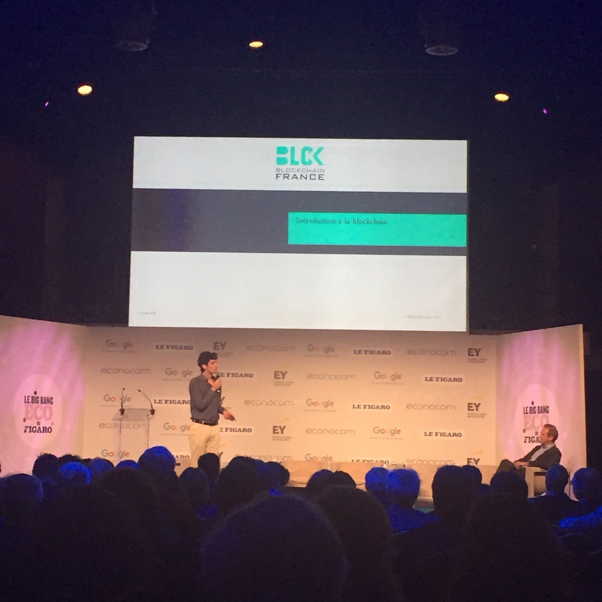 @AntoineYerezian de @BlockchainFra explique ce qu'est la #blockchain au #BigBangFigaro