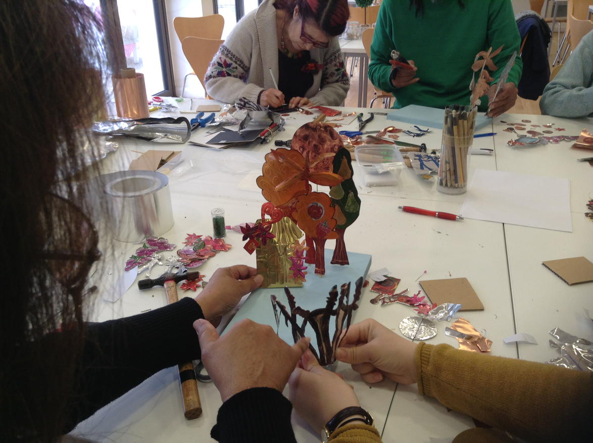 tweetcraftspace's tweet photo. Collaborating & co-creating through making, utopic/dystopic worlds #ccutopia2016 @SohoHouseMuseum @ahrcconnect https://t.co/hNkAJMQK3a
