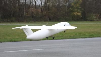 Charles_M_Russo's tweet image. Watch: Airbus made a completely 3D printed plane that actually flies #3dprinting qz.com/707849/watch-a…
