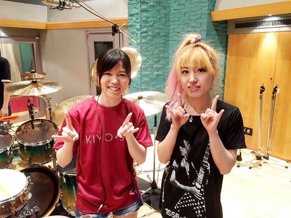 aspirar2016's tweet photo. The famous Japanese drummer @senridrum wears #ASPIRAR  drumming shoes to record new album! https://t.co/JRkKxJJJyY https://t.co/YAJgXrQdUL