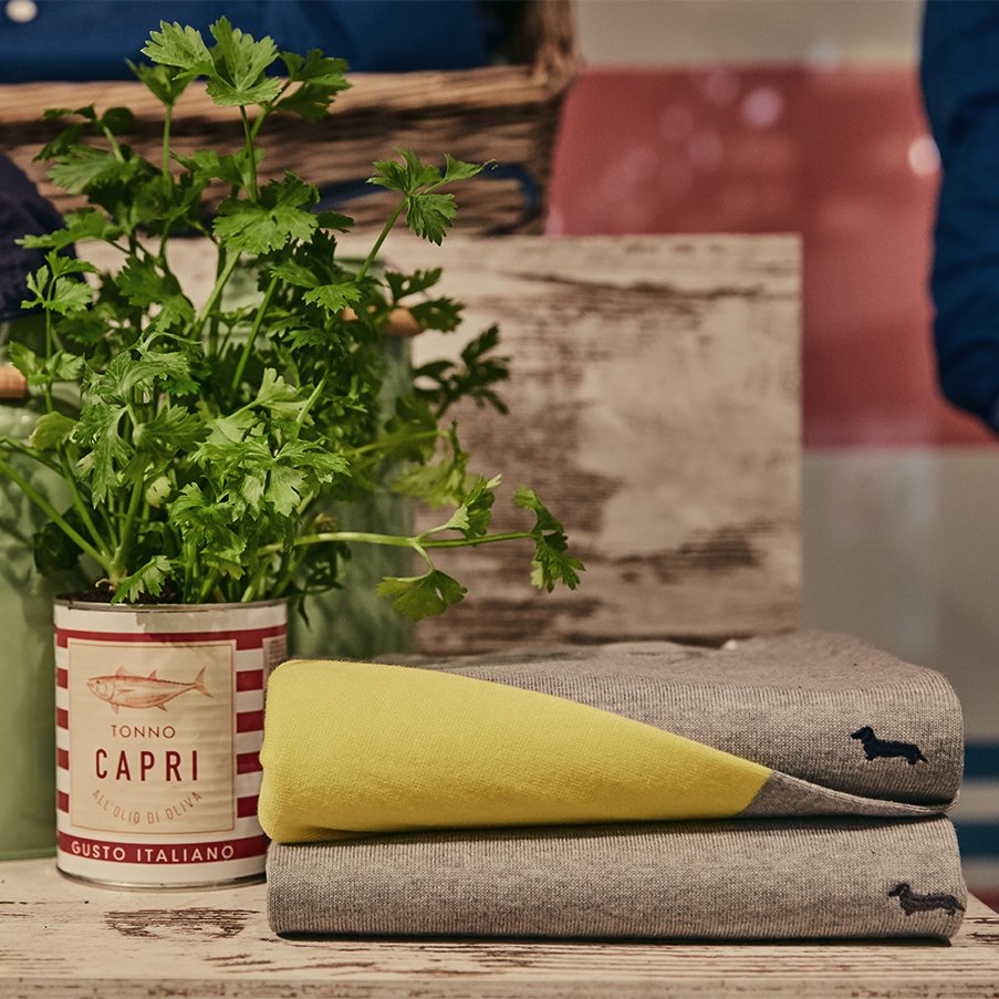 Harmont_Blaine's tweet photo. Come join us in our Mediterranean Market for a full experience of the colors of our land #HBexperience #pittiuomo https://t.co/eYn13BFu2a