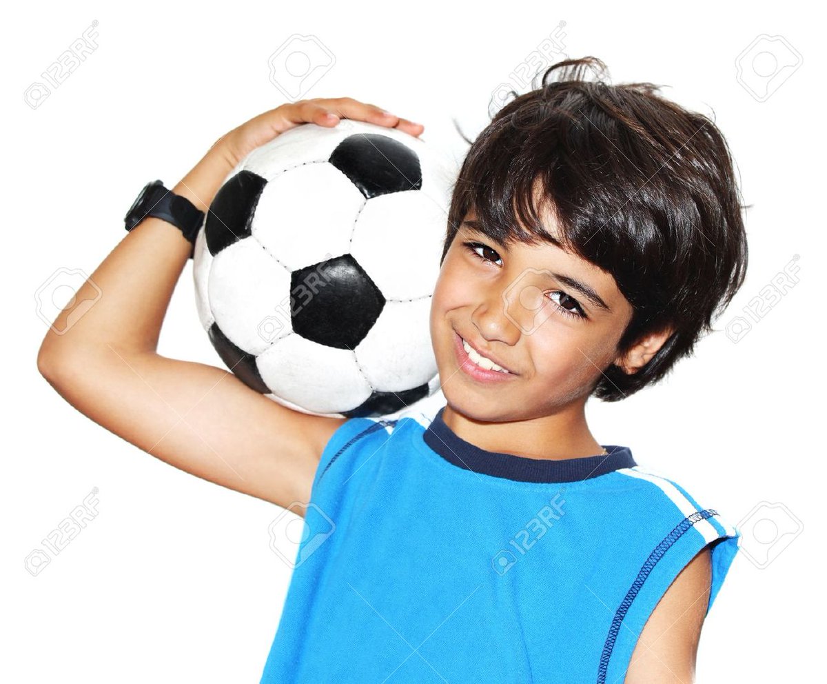 OsirisAzote's tweet photo. Messi solo hay uno. Padres de Messi tenemos España llena.. Por favor, dejemos a los niños disfrutar del fútbol.. https://t.co/K3X28I78FB