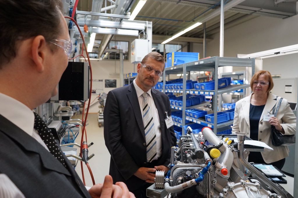 CDU_SLT's tweet photo. Erste Station: Unternehmensbesuch beim Flugzeugmotoren-Hersteller #Technify Motors in St. Egidien. #vorortCDU https://t.co/0JM2mBDMKW