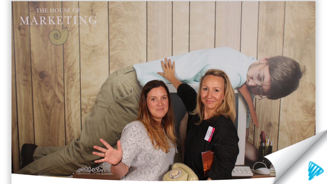 TentooBE's tweet photo. @SilvieMateljan &amp; @BirgitGaspard #tentooambassadeur @ #webtomorrow - spreek hen ook gerust aan met jouw vragen 😉 https://t.co/Fb0mUwVPux