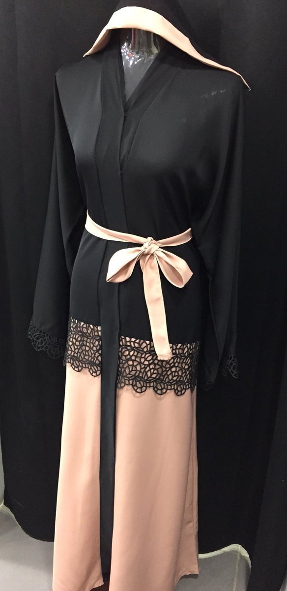 dubaimall_0's tweet photo. La collection RAMADAN est enfin disponible dans nos boutique https://t.co/PhE3XB3DJ2