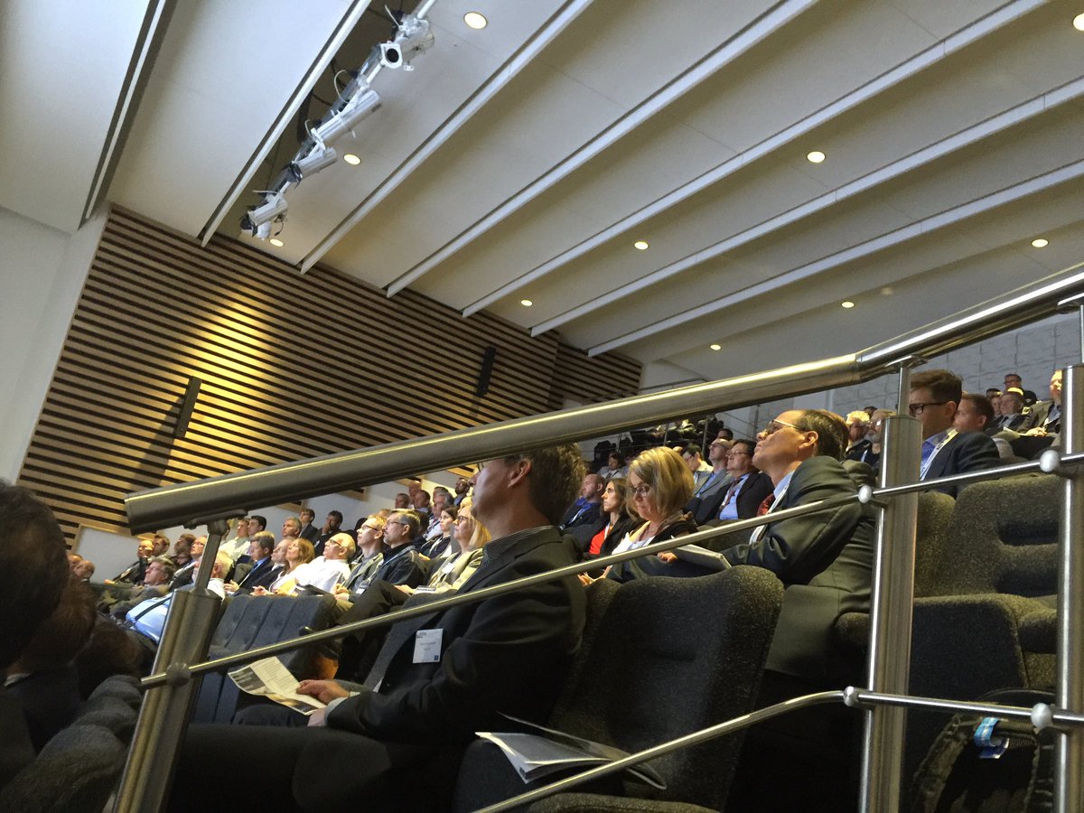 y_cul's tweet photo. Really good turnout at the public #LOCOMACHS event at the @the-MTC.org with @LOCOMACHS https://t.co/WLivcRDkg4