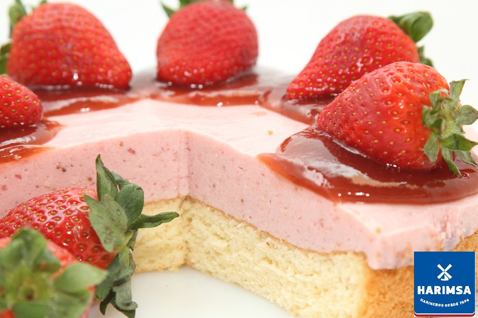 HarinasHarimsa's tweet photo. Deliciosa tarta de fresa https://t.co/6kIAFopHb7 https://t.co/ab0KvjgzP2