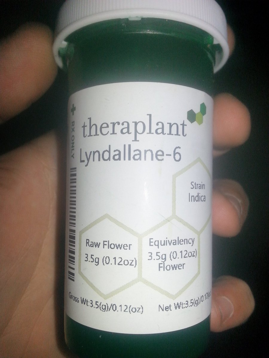 CTMMPReviews's tweet photo. #Lyndallane_6 #WhiteBastatd #Indica This new cut is @17%THC. Sale@ BluePoint $28/3.5g while it lasts #CTMMPReviews https://t.co/Gj0oMOsDu2