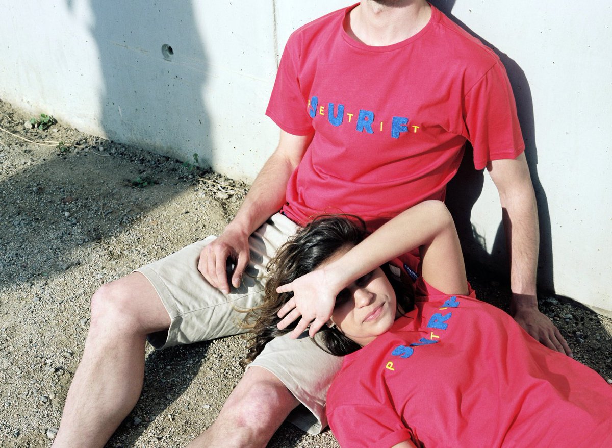 New Firmamento Lookbook! SURF PETIT  firmamento.com/lookbook/surf-…
With photos by Mònica Figueras.