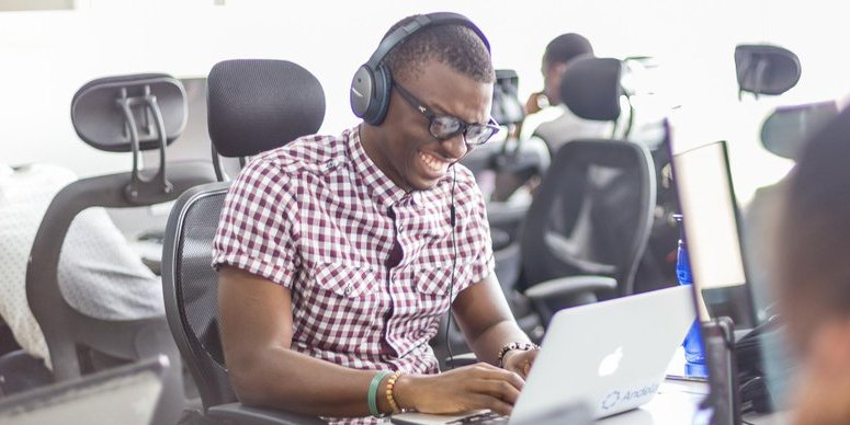 GetStartedSG's tweet image. Mark Zuckerberg just made a big investment in a startup that pays young people… dlvr.it/LZXBz6 #makemoney