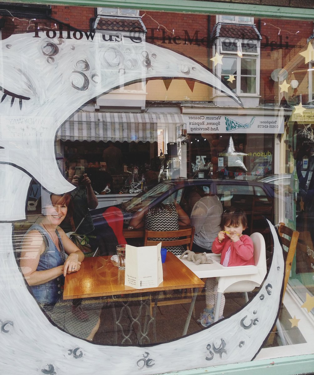 TheMonocleDeli's tweet photo. Trips to the moon! #BarnabyWindows #MonocleMoon @BarnabyFestival https://t.co/zEcNnbT0vQ