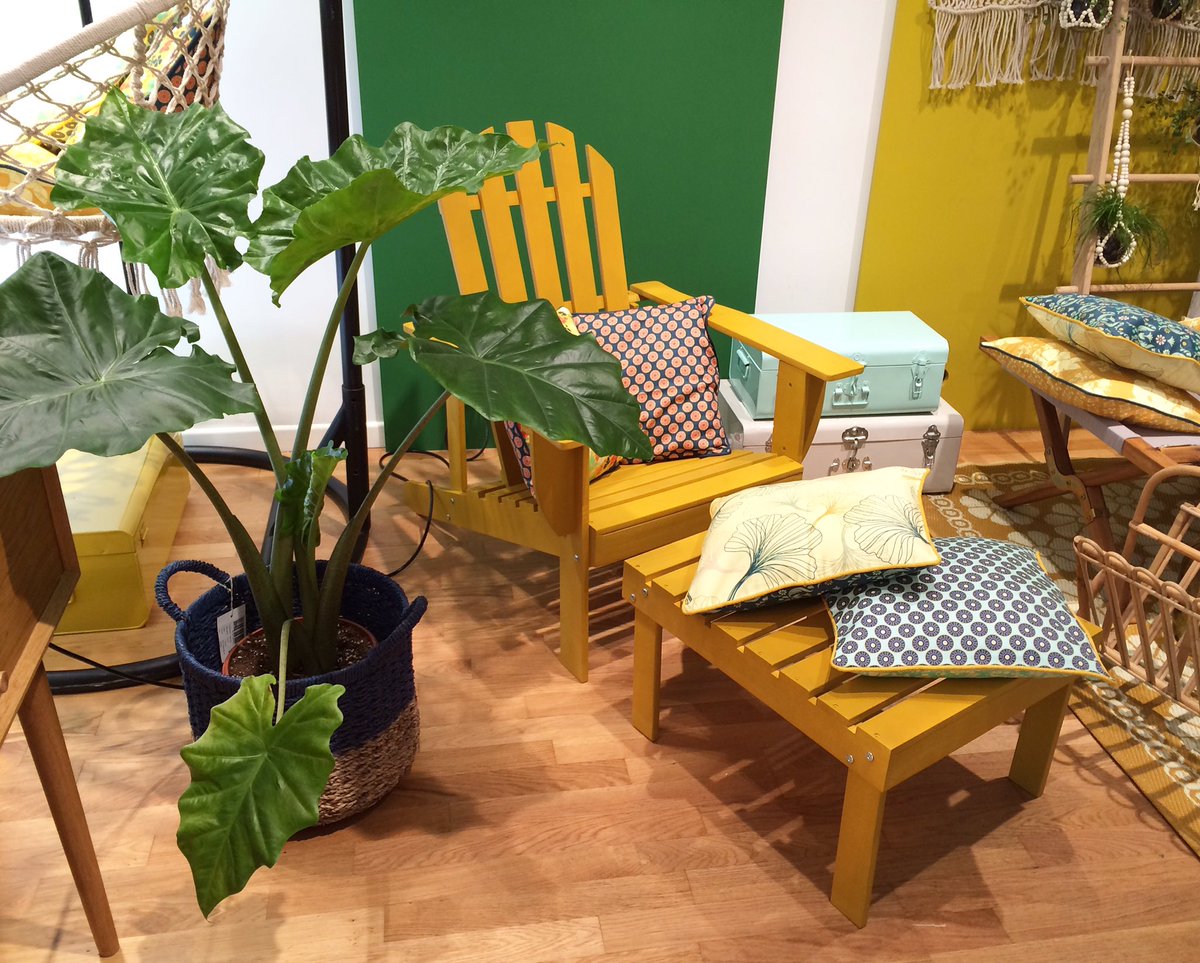 ELLEDecoFR's tweet photo. La collab la + cool du moment ? @PinterestFR x @LaRedouteInt x @royalroulotte pr leur collection capsule ! En vente https://t.co/PcqBEz5yuT