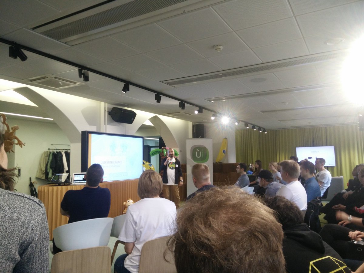 UI_com's tweet photo. @jannelohvansuu  presenting User Intelligence! #weareinflux #SummerofCX https://t.co/xIbpd2SqfL
