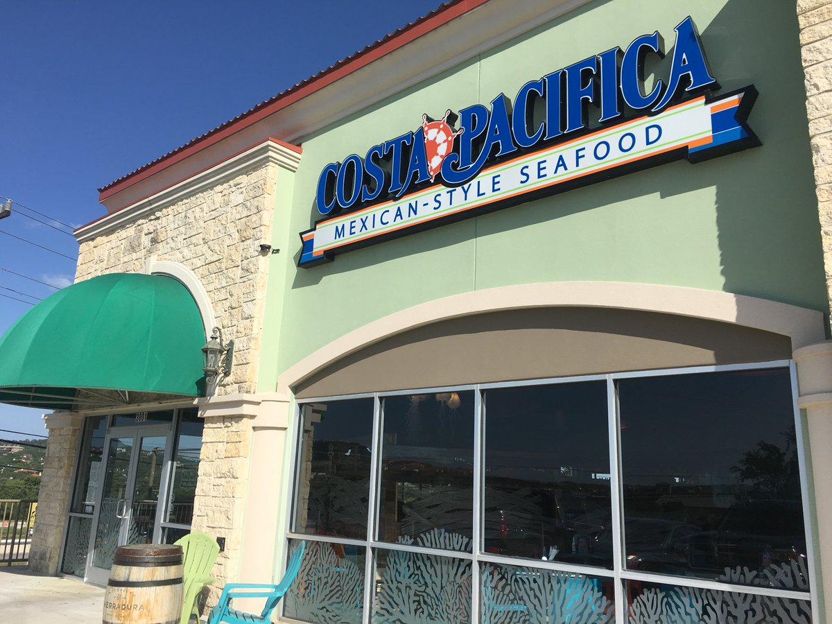 eosanantonio's tweet photo. #EOutInSA: This week we stopped by Costa Pacifica, owned by EO Member Moris Saide Gonzalez. #TrepOn Moris and team! https://t.co/mTHXObLBNK