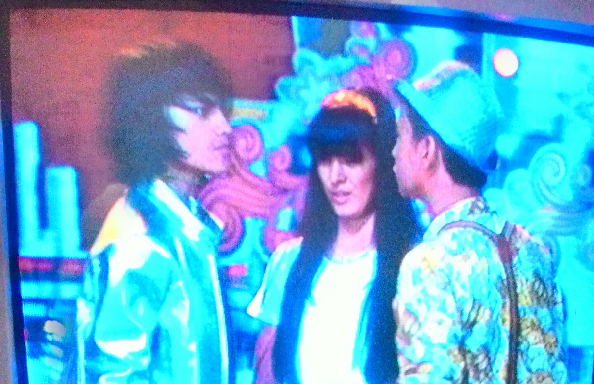 SuperPuberLover's tweet photo. Mawarrr kusuka dirimuu mungkin aku sayang namun salahkah akuu bila kupendam rasa ini @Mawar_Eva  #SuperPuberEps4 https://t.co/s7uR4HYixQ