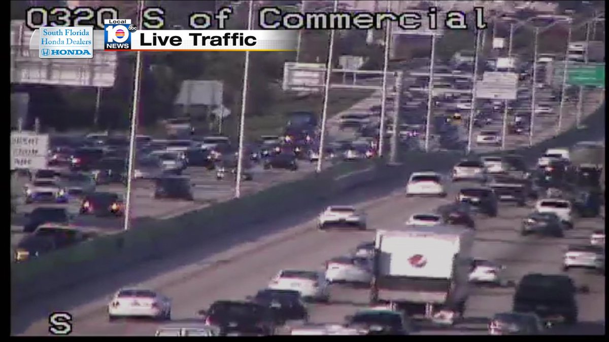 Crash on I-95 SB and Commerical Blvd #TRAFFIC https://t.co/rAEzxXYpMV