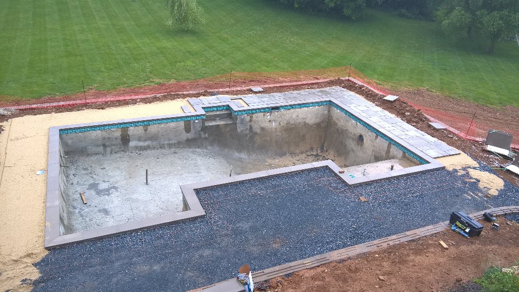 DanielColeman's tweet photo. Day 68, the pavers are being installed. #pool2016 https://t.co/D15Nn5yBYj