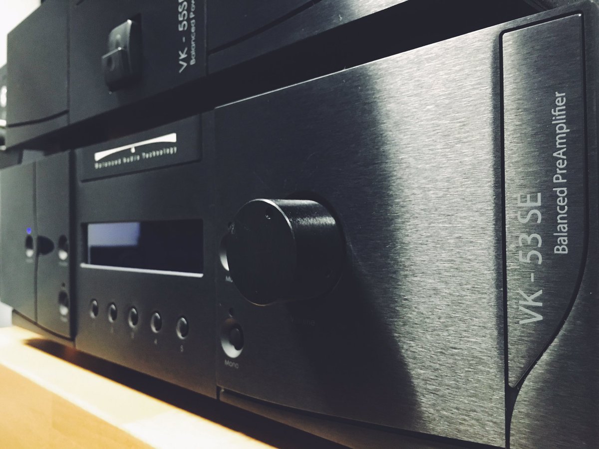 artofsound_tr's tweet image. Balanced Audio Technology VK-53SE Preamplifier 😎 📞👈🏼 #artofsoundtr
#balancedaudio #preamplifier #hifishop #forsale