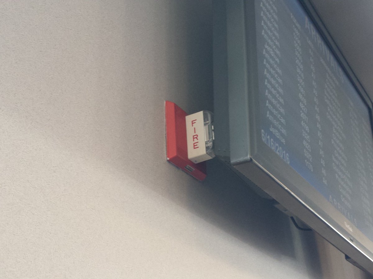 slwelsh's tweet image. Here at Richmond International Airport, life safety takes a back seat to flight information.