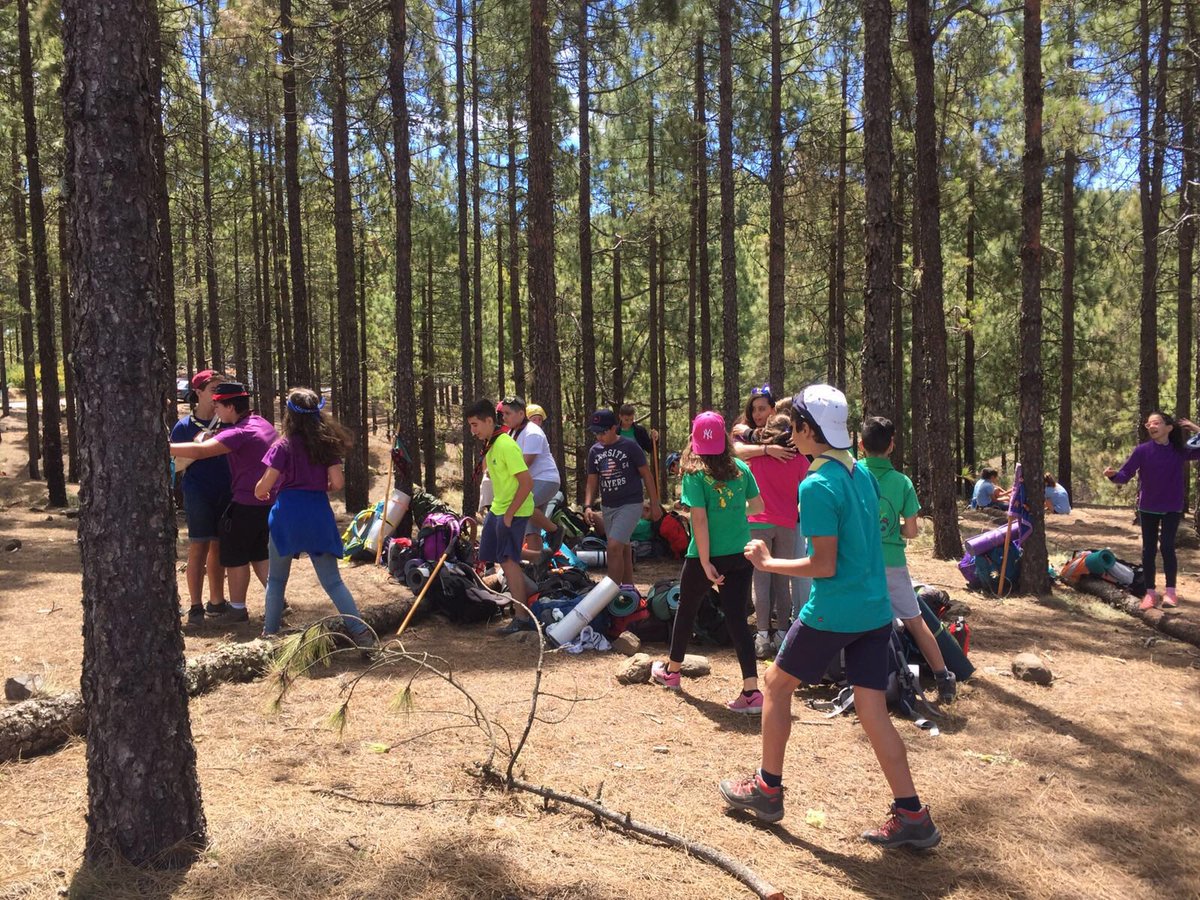 Bentaya105's tweet photo. Todavía quedan historias por contar del Campamento del fin de semana de las tropas en #GranCanaria. #Raid2016 ⛺️⚜😁 https://t.co/dzI89AkUy7