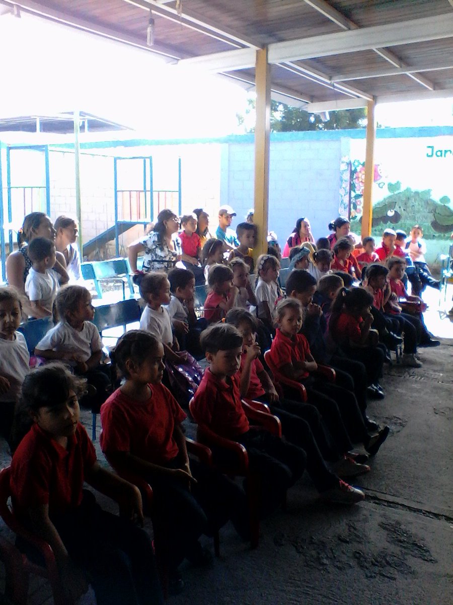 MDptoLibertador's tweet photo. @PSBIribarren @SistemaLara  Actividad 14 de Junio 2016, Mp Unión Barquisimeto. Lugar Preescolar Dpto Libertador. https://t.co/lZz2ZAKY77