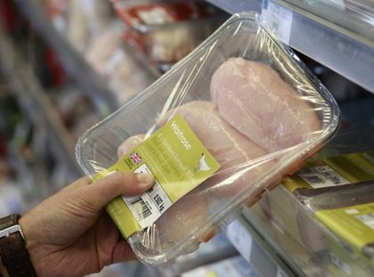 TheGrocer's tweet photo. .@Waitrose is claiming a first with omega-3 chicken from birds fed on an algae diet (£) https://t.co/qKdGgOGDLD https://t.co/x0de9NaOVy
