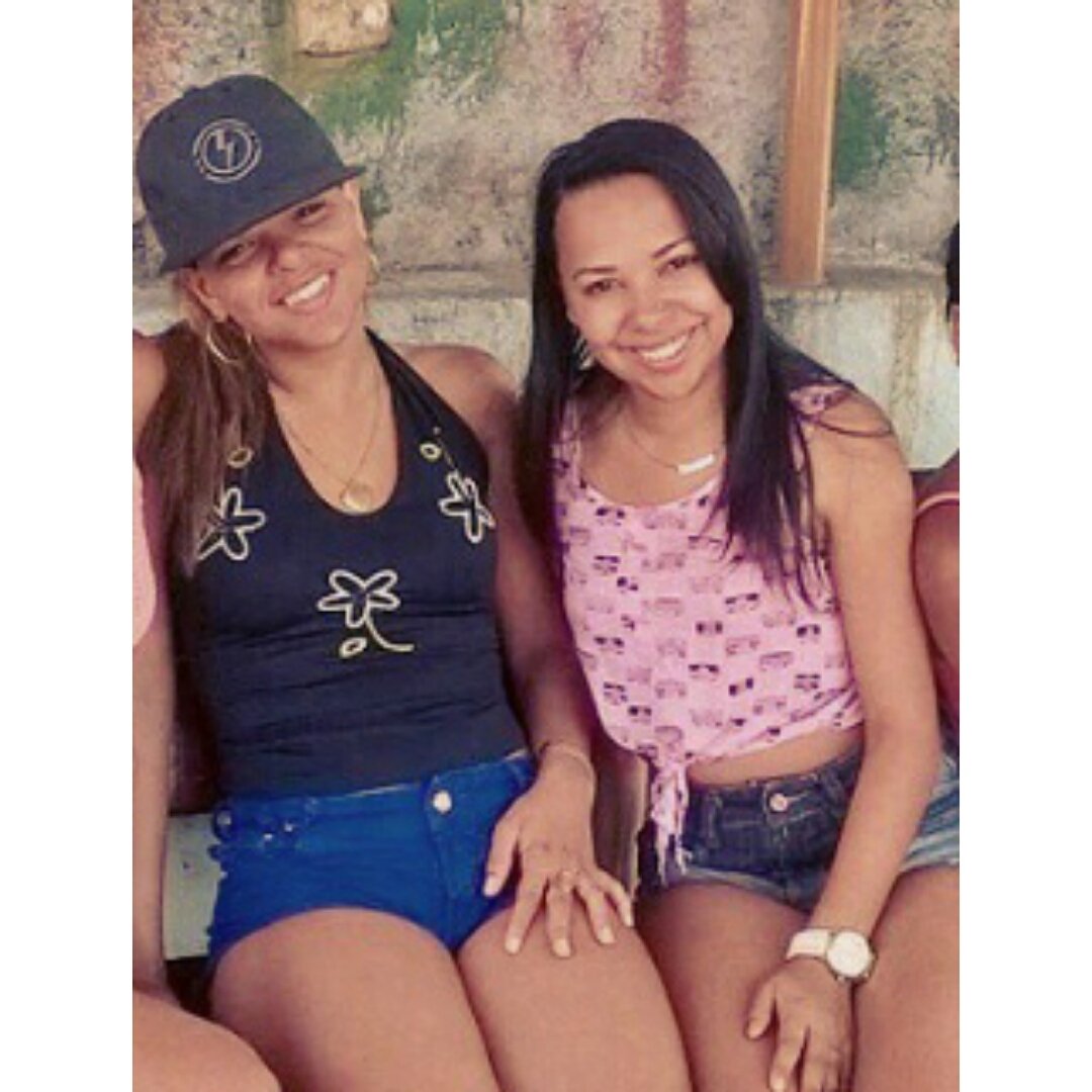 Cristianne_ms's tweet photo. Gostaria de lhe desejar tudo que ha de mas maravilhoso neste mundo. #parabensprima πππ @JenifferSchinz1 https://t.co/HHhUhLNbXj