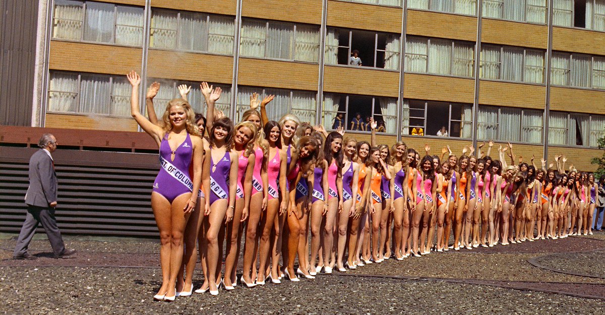 Had a lovely chat with Neal Slavin, the master of group photography: goo.gl/ihwXuo