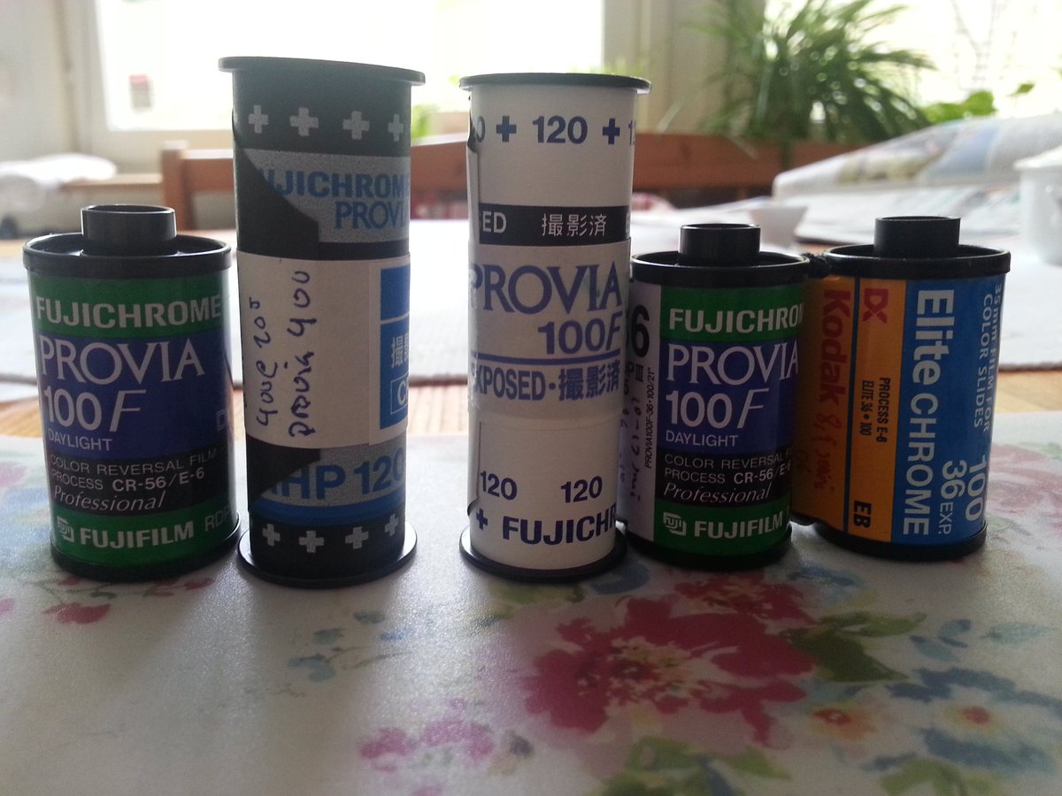 Slides to get developed:
#proviaf100 #provia400 #elitechrome100
@jonasx70 @EMULSIVEfilm @KodakProFilmBiz