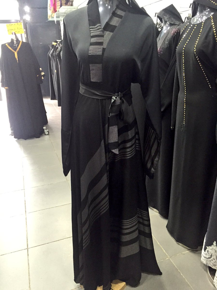 dubaimall_0's tweet photo. Découvrez les dans notre 3 boutique dont celle de mantes-la-jolie. https://t.co/mC86IDpfYm