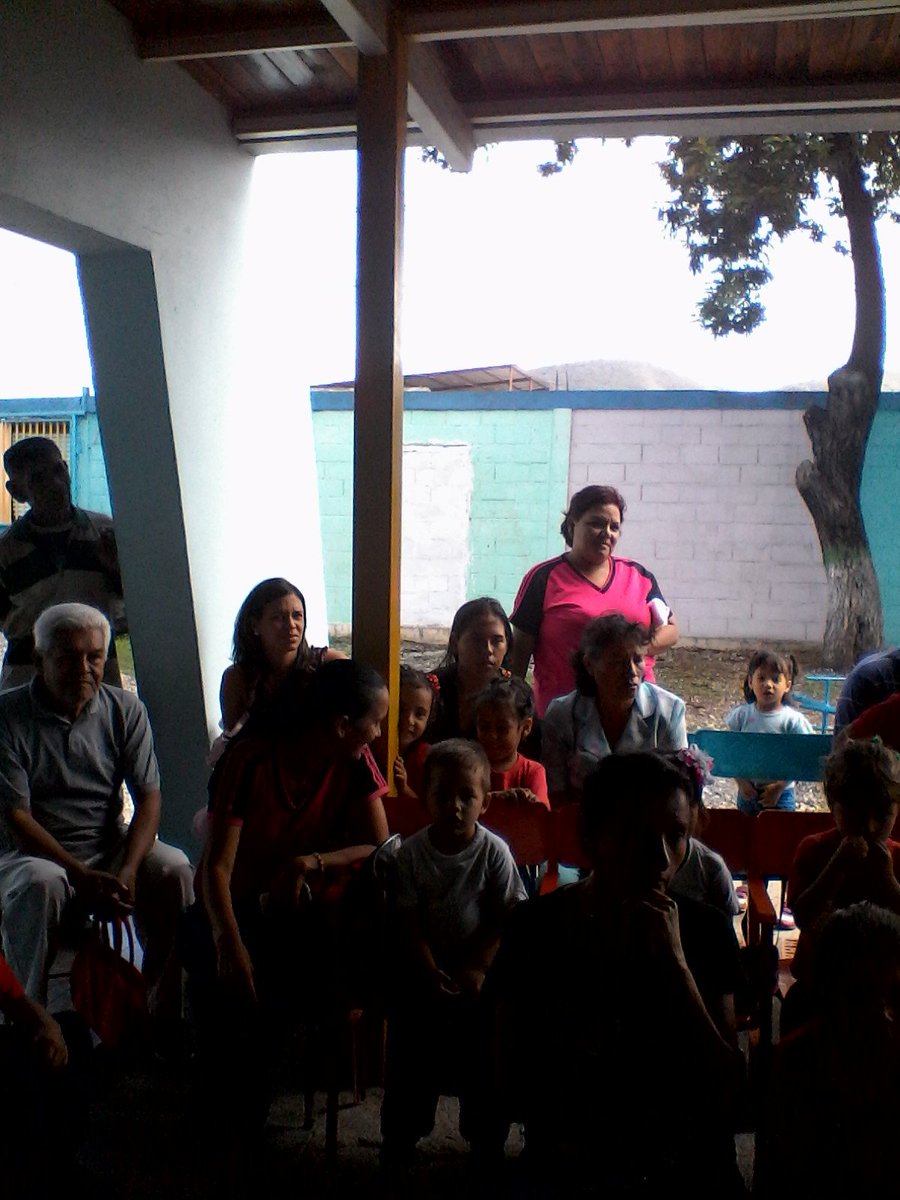 MDptoLibertador's tweet photo. @PSBIribarren @SistemaLara @elsistema 14 de Junio Dpto Libertador Parroquia Unión Barquisimeto. https://t.co/e8MQAv1uF2