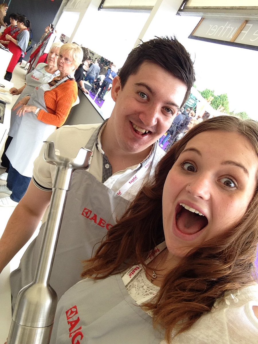 rubykelly12's tweet photo. Taste of London with Jeremy pang  #taketastefurthee https://t.co/axQKOB6kNv