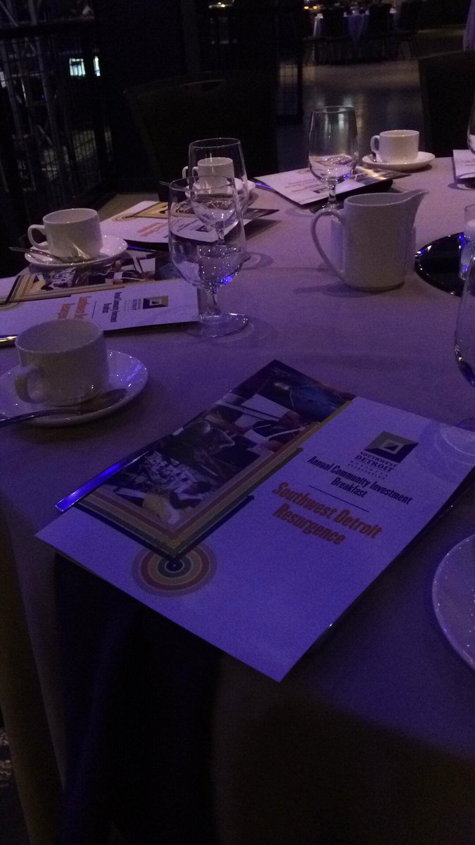 SDBADET's tweet photo. The 2016 Community Investment Breakfast is underway! #CIB2016 https://t.co/wVcUv4TkeU