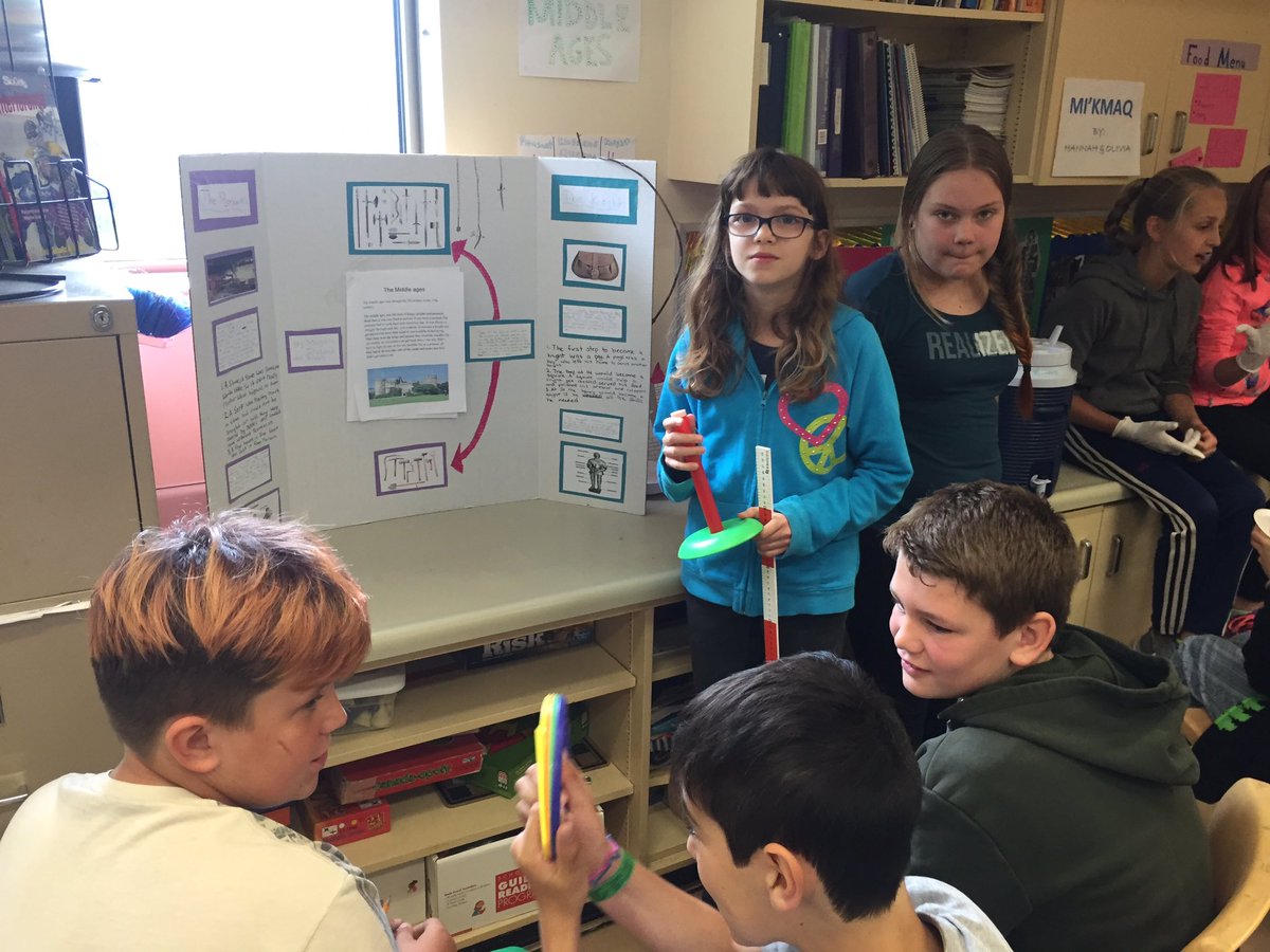 Grade6GL's tweet photo. Enjoying some amazing Social Studies from Mr. Well's class! https://t.co/5JhPfgRS8r