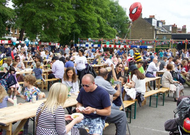 bktimes's tweet photo. Fork food festival in Kensal Rise raises £60k for charity https://t.co/aPOMOSbFpu https://t.co/YJp9Fpj5UU