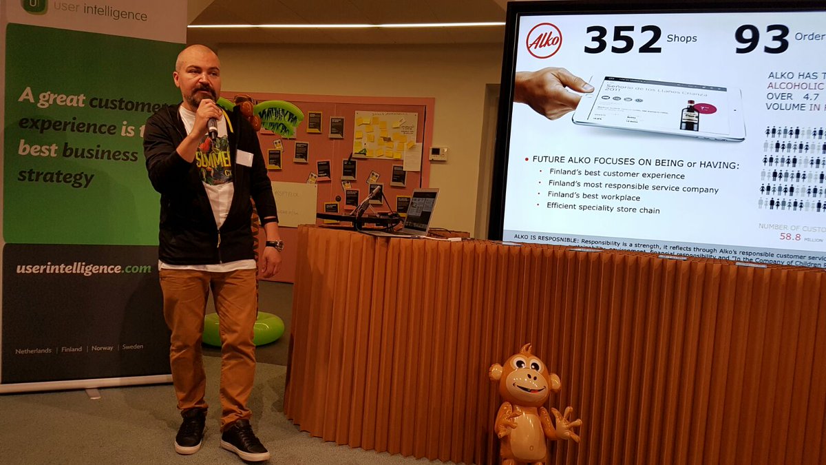 summerofcx's tweet photo. @jannelohvansuu presents case @alko_oy! #UI_com #asiakaskokemus #CX https://t.co/fg4dkVnRHu